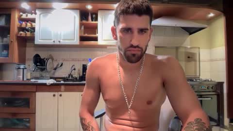 wearetwo online show from December 13, 11:54 pm