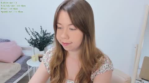 Snapshot of watermelon_sugar_ chatting on March 3, 9:55 am Tess Pls support me with Can we reach 155 my favorite number online show from March 3, 9:55 am