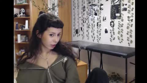 Mina online show from November 1, 1:40 am