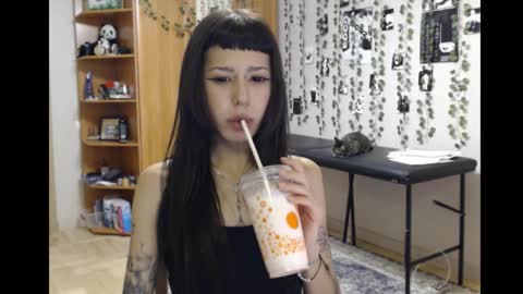 Mina online show from November 5, 7:25 pm