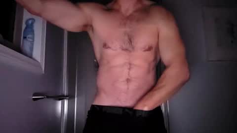 waynekent80 online show from February 1, 9:08 am