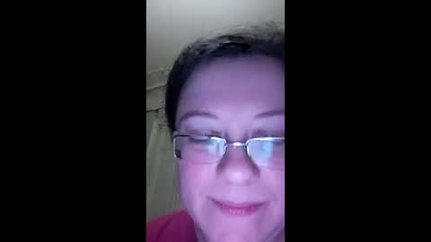 Snapshot of webgirl2 chatting on December 28, 3:15 pm Marina online show from December 28, 3:15 pm