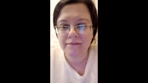 Snapshot of webgirl2 chatting on January 15, 5:37 pm Marina online show from January 15, 5:37 pm