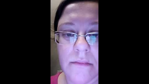 Snapshot of webgirl2 chatting on January 22, 11:10 pm Marina online show from January 22, 11:10 pm