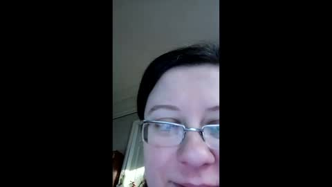 Snapshot of webgirl2 chatting on March 5, 2:45 pm Marina online show from March 5, 2:45 pm