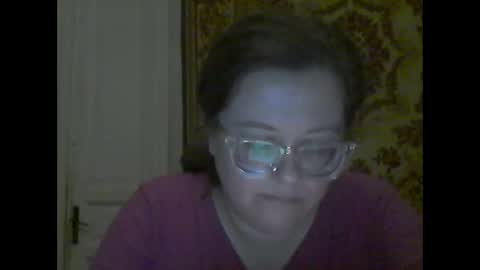 Snapshot of webgirl2 chatting on September 17, 10:33 pm Marina online show from September 17, 10:33 pm