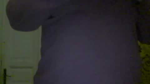 Snapshot of webgirl2 chatting on November 9, 9:13 pm Marina online show from November 9, 9:13 pm