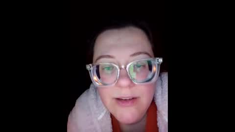 Marina online show from February 3, 6:24 pm