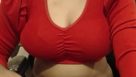 Snapshot of webshowxxx chatting on October 18, 9:15 pm mina online show from October 18, 9:15 pm