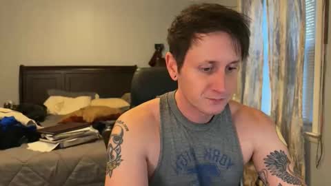 Snapshot of webslingxxxx chatting on November 13, 9:47 pm webslingxxxx online show from November 13, 9:47 pm