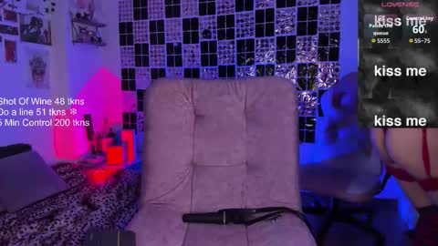 weed420moni online show from October 31, 6:58 am