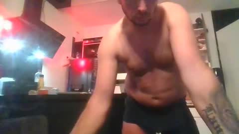 Snapshot of weetik123 chatting on December 2, 11:11 pm hot octopuse interactive toy online show from December 2, 11:11 pm