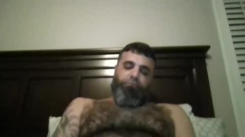 Snapshot of weezy210 chatting on March 9, 2:18 am Weezy online show from March 9, 2:18 am