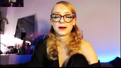 Snapshot of welliza chatting on February 26, 2:15 am Liza online show from February 26, 2:15 am