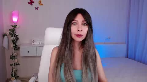 Wendi Foster online show from February 27, 4:21 pm