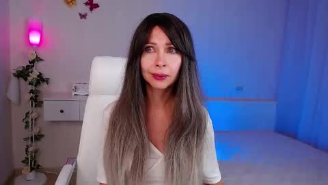 Wendi Foster online show from October 10, 6:51 pm