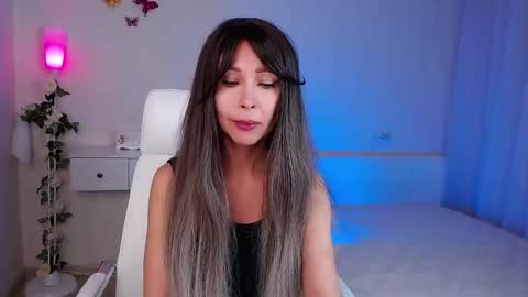 Wendi Foster online show from October 13, 1:00 pm