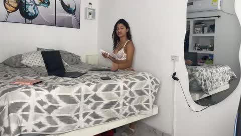 Wendy Alex online show from October 17, 12:25 am