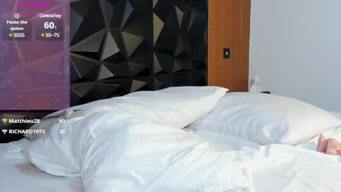 Wendy Marshall  online show from February 17, 10:47 pm