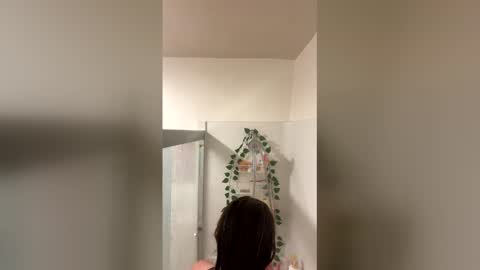 Wendy online show from December 22, 10:40 pm