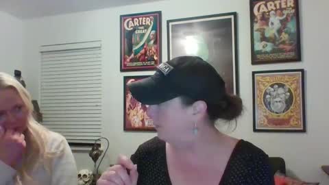 WendyCU online show from February 17, 8:19 am