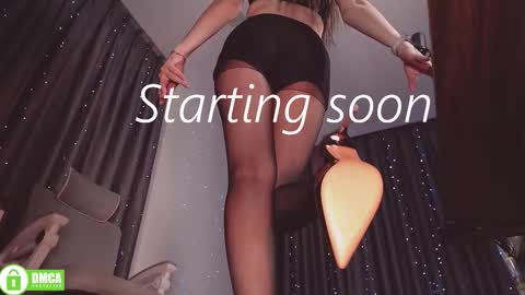 wendyemily online show from October 20, 4:02 am