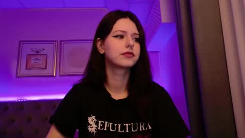  Wendy online show from November 27, 7:43 am