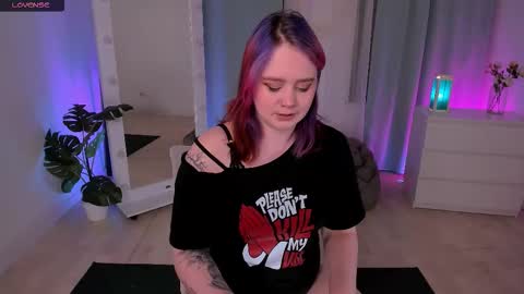 wendyycandy online show from February 3, 10:15 pm