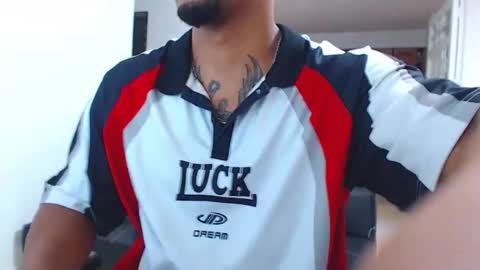 Wesley Rogger online show from February 2, 10:19 pm