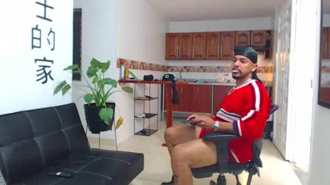 Wesley Rogger online show from February 15, 8:38 pm