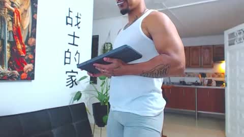 Wesley Rogger online show from February 19, 11:56 pm