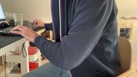 wet_adidasboy online show from September 29, 6:18 am