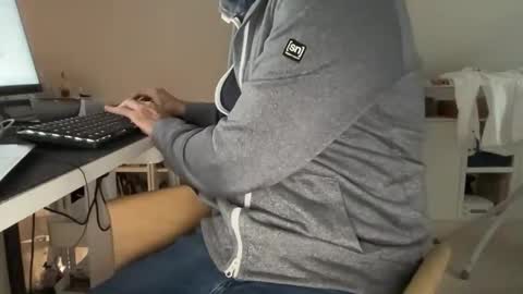 wet_adidasboy online show from November 25, 7:41 am