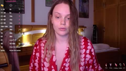 Lana online show from March 1, 3:36 pm