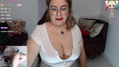 Snapshot of wet_liss chatting on January 9, 11:56 pm Diva online show from January 9, 11:56 pm