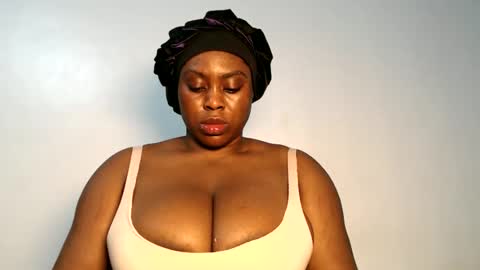 Snapshot of wet_pussyy24 chatting on September 16, 10:55 pm lily online show from September 16, 10:55 pm
