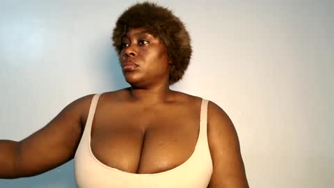 Snapshot of wet_pussyy24 chatting on October 6, 10:51 pm lily online show from October 6, 10:51 pm