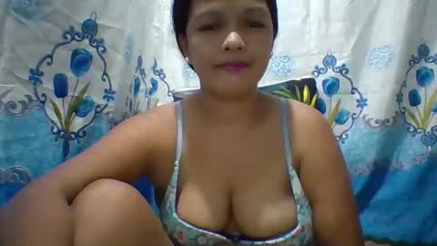 Snapshot of wetpussie4_you chatting on October 2, 1:07 pm wetpussie4_you online show from October 2, 1:07 pm