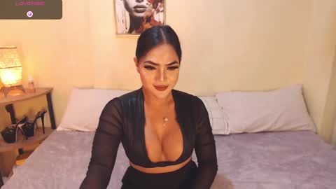 Snapshot of wetwildsugar69 chatting on December 23, 9:49 am sam sugar online show from December 23, 9:49 am