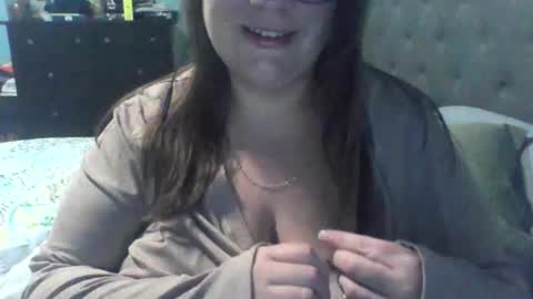 Snapshot of wetwordsonly chatting on October 26, 3:56 am WetWordsOnly online show from October 26, 3:56 am