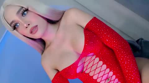 kiara online show from March 1, 5:42 am