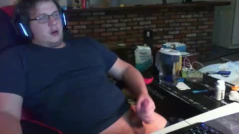 whateverdude555 online show from November 13, 11:36 pm