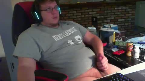 whateverdude555 online show from November 18, 10:25 pm