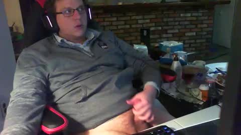 whateverdude555 online show from March 3, 10:04 pm