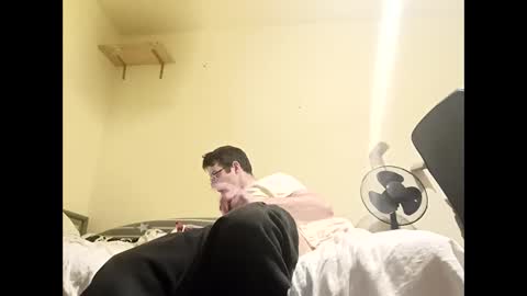 Snapshot of whatwouldyouliketosee chatting on January 13, 6:06 am stoffy online show from January 13, 6:06 am