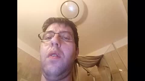 Snapshot of whatwouldyouliketosee chatting on March 4, 9:40 am stoffy online show from March 4, 9:40 am