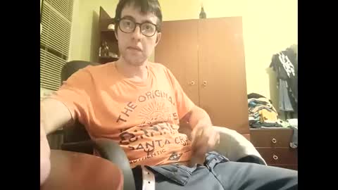 Snapshot of whatwouldyouliketosee chatting on November 6, 10:43 pm stoffy online show from November 6, 10:43 pm