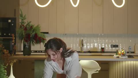 Naomi online show from December 16, 2:16 am