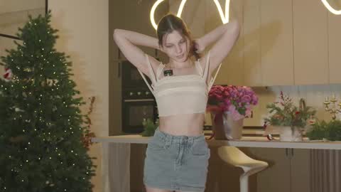 Naomi online show from January 9, 2:14 am