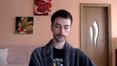 Tom online show from April 16, 10:27 am